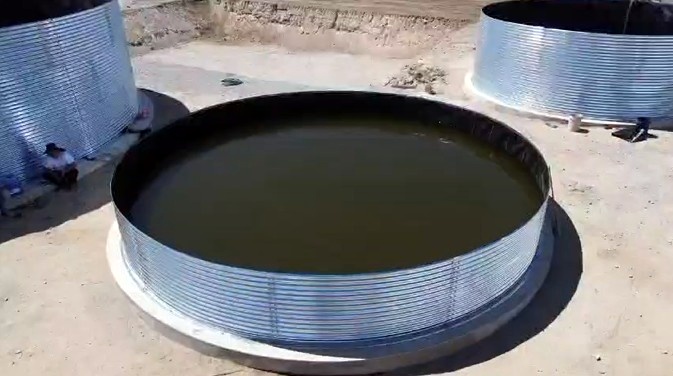 Tanque australiano en operación industrial