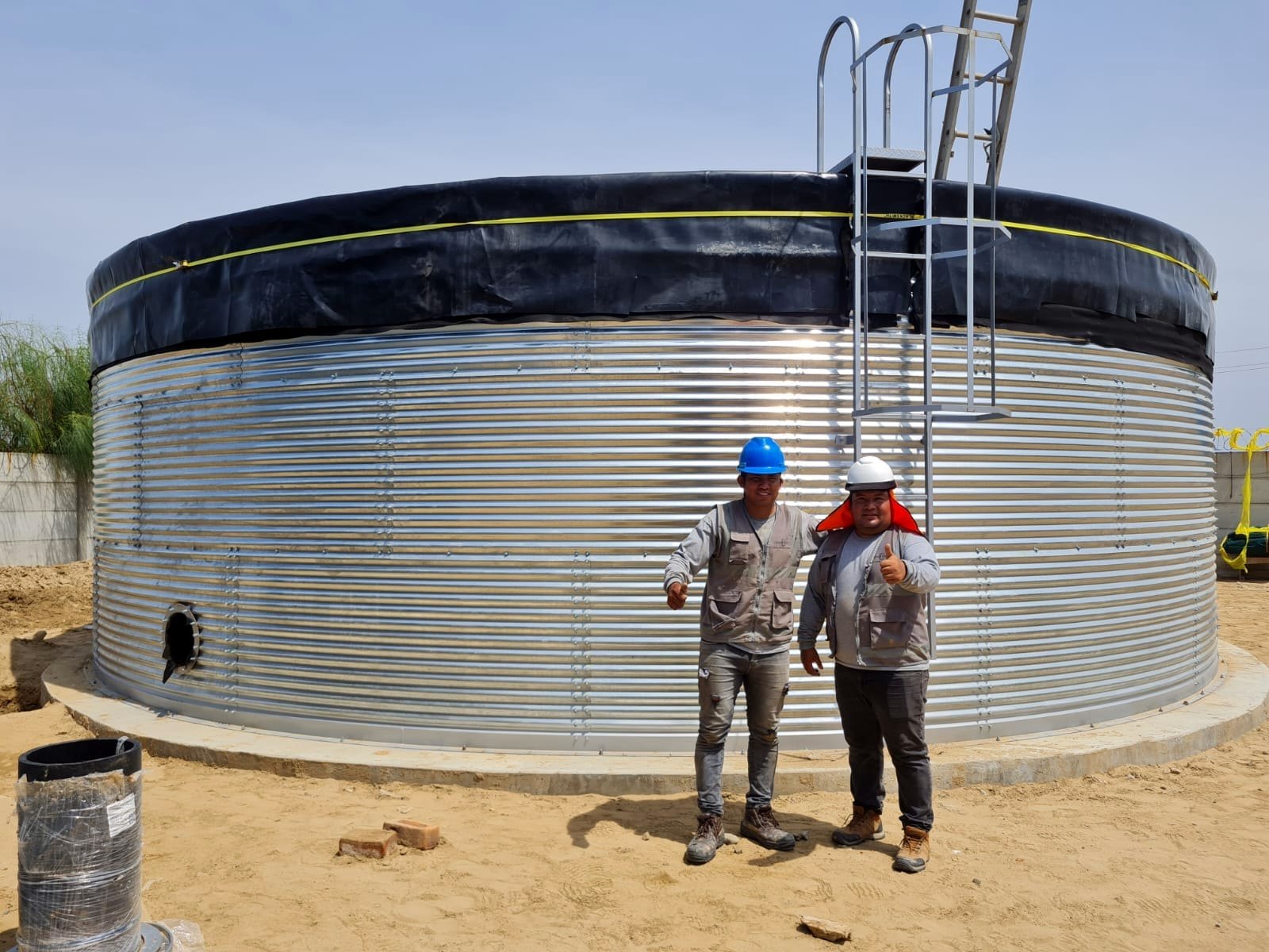 Tanque australiano de gran capacidad ya instalado
